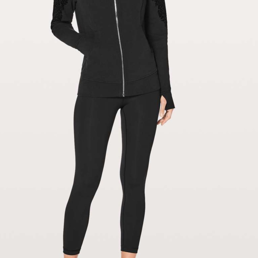 Lululemon Scuba - Picture 3 of 6